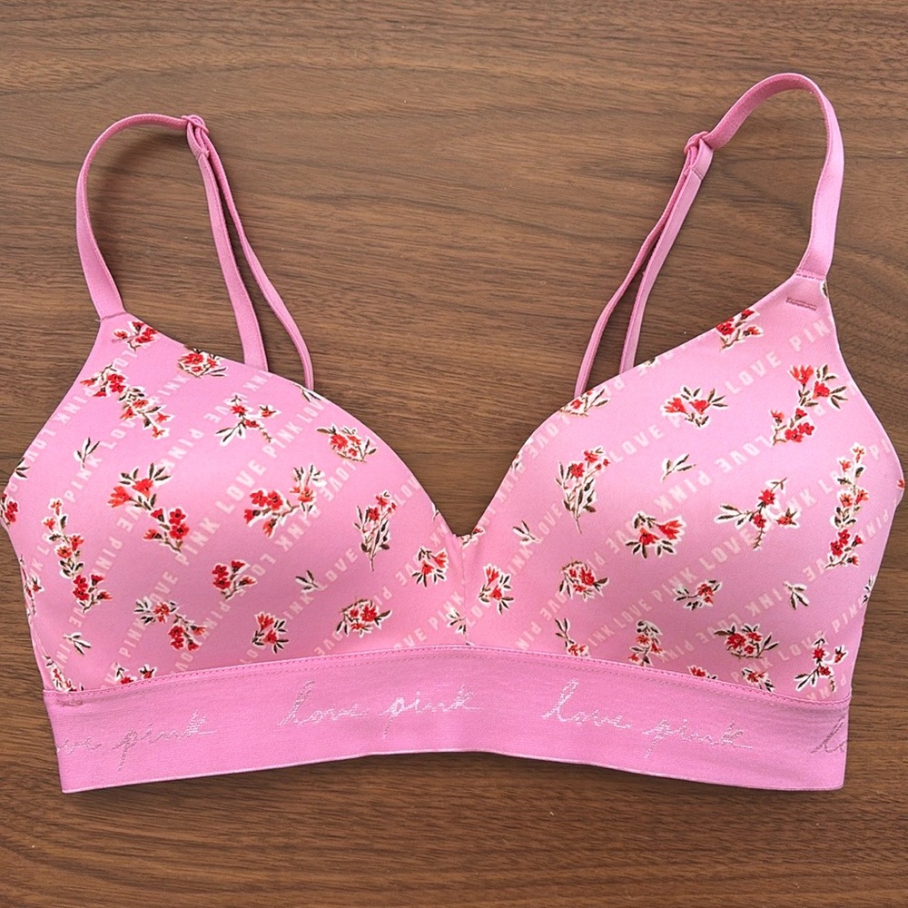PINK VICTORIA’S SECRET WEAR EVERYWHERE WIRELESS BRA